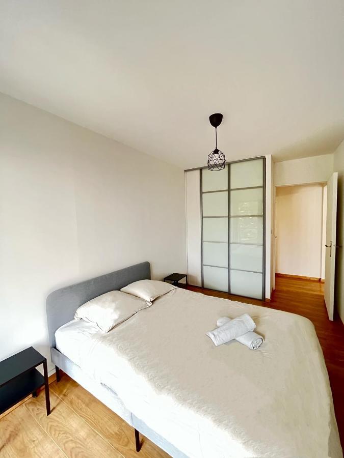 Ponsardin- Appartement Avec Balcon Et Parking Reims Exterior foto